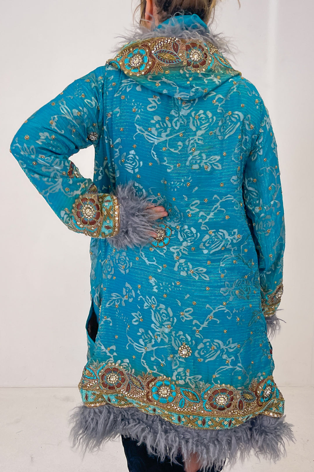Sari Coat L Hooded Raven