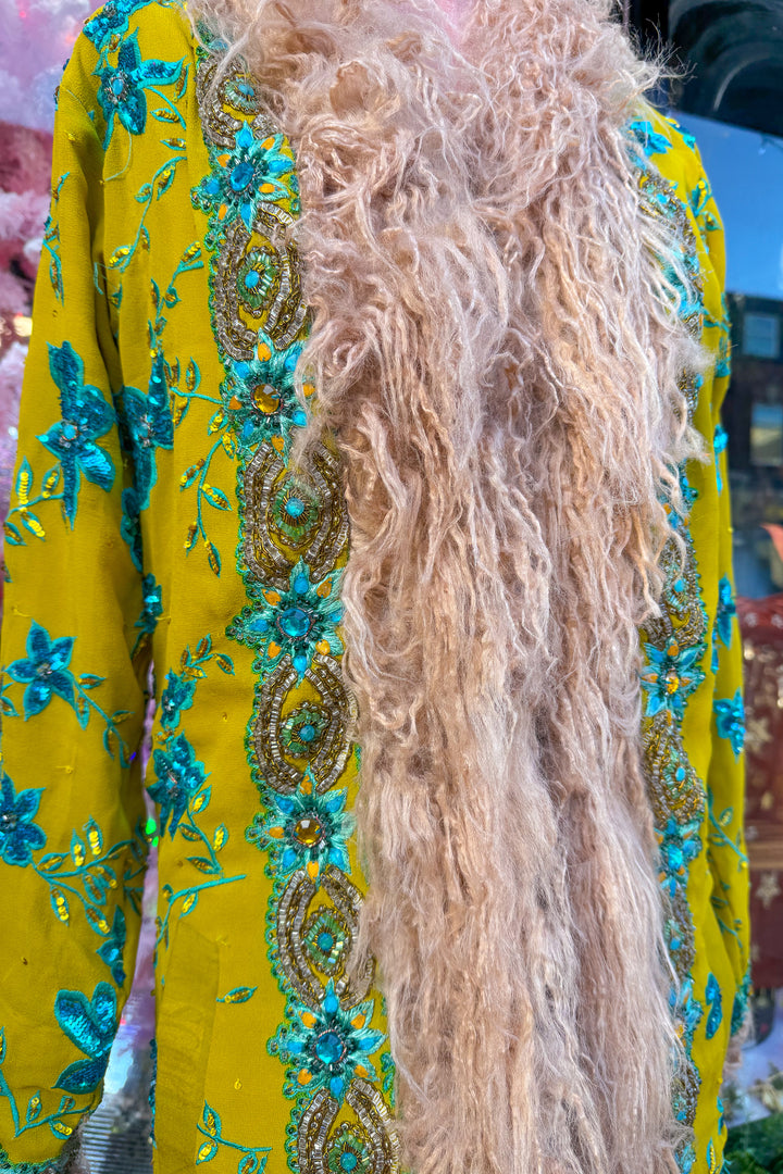 Abrigo Sari M con capucha Arlo