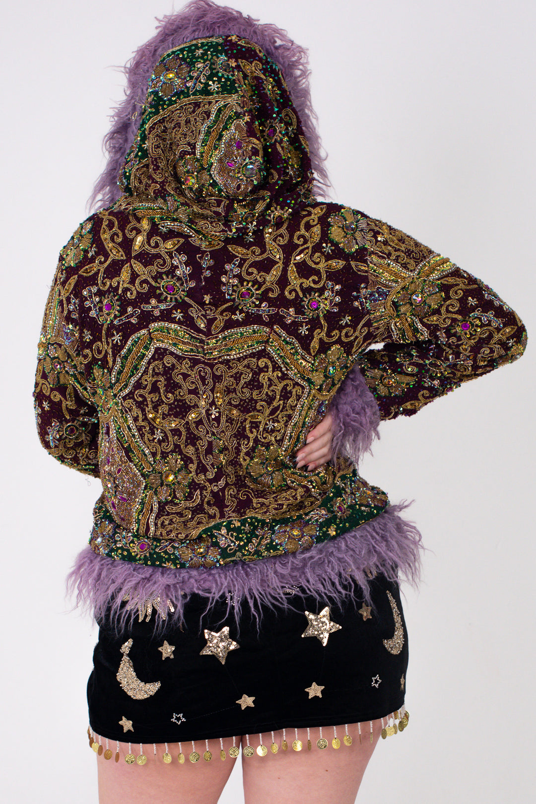 Abrigo Sari M con capucha Arlo