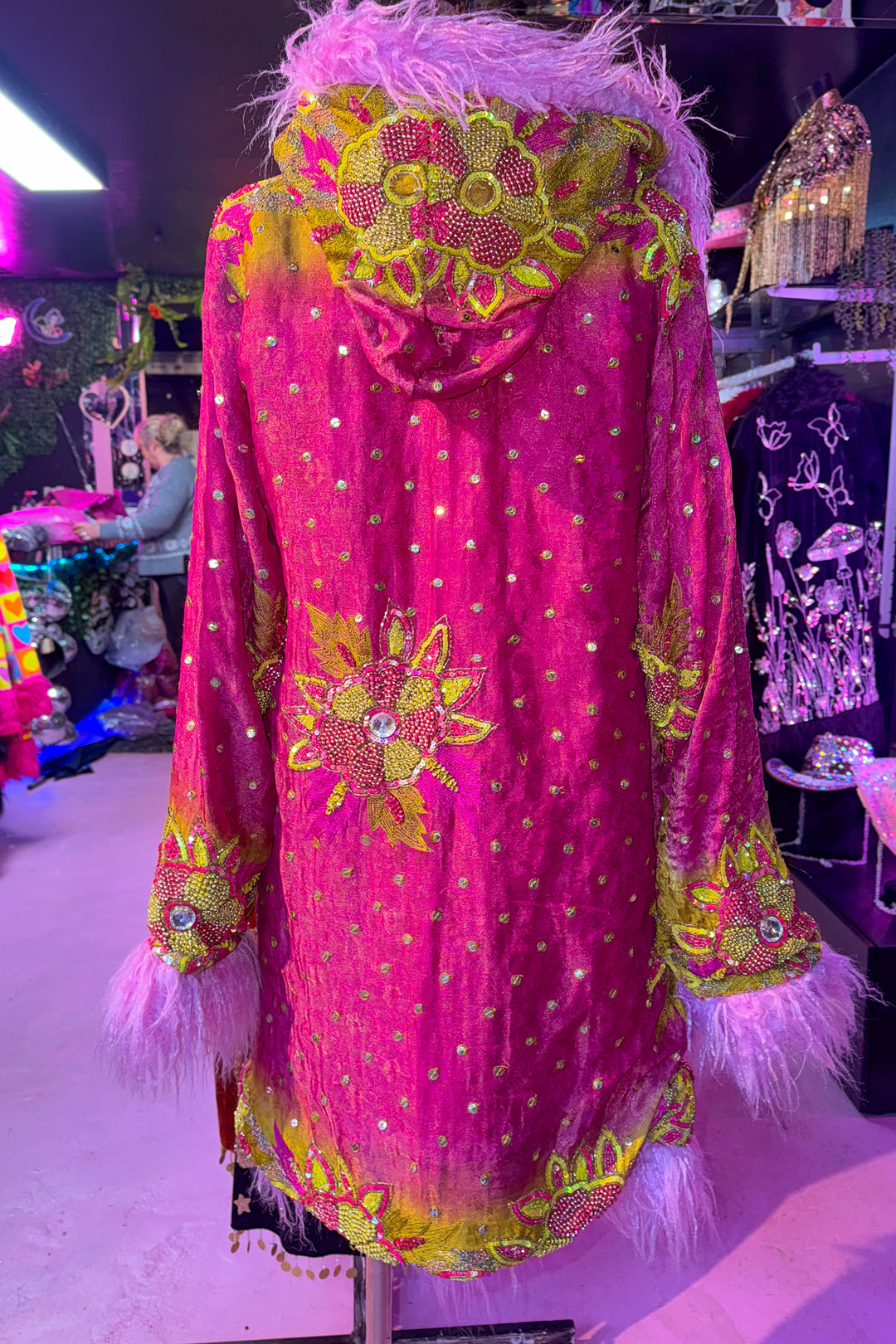 Sari Coat with hood PEACHES | Size UK 14